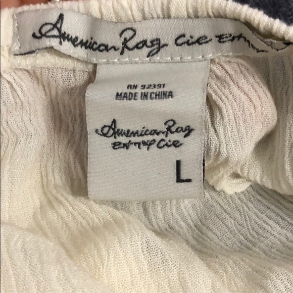 American Rag Off Shoulder Ruffles Top - Picture 2 of 2